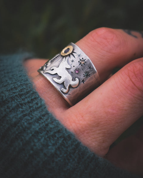 La Loba Ring 2.0 - Iolite, Sapphires, and Zircons - Size 7.5