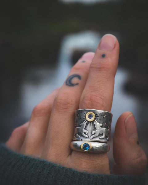 La Loba Ring 2.0 - Iolite, Sapphires, and Zircons - Size 7.5
