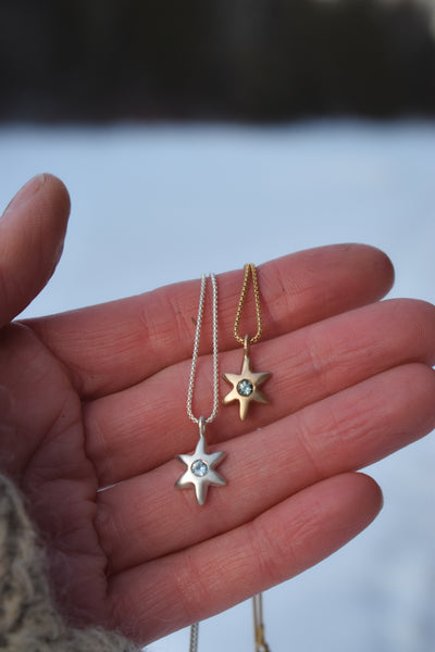 Folk Star Necklace - 14K Gold - Montana Sapphire