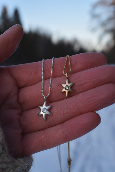 Folk Star Necklace - 14K Gold - Montana Sapphire