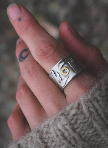 Migration Ring 2.0 - Sapphire & Diamonds