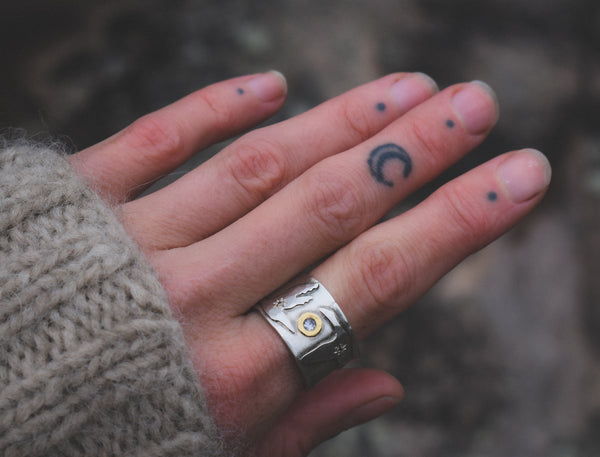 Migration Ring 2.0 - Sapphire & Diamonds