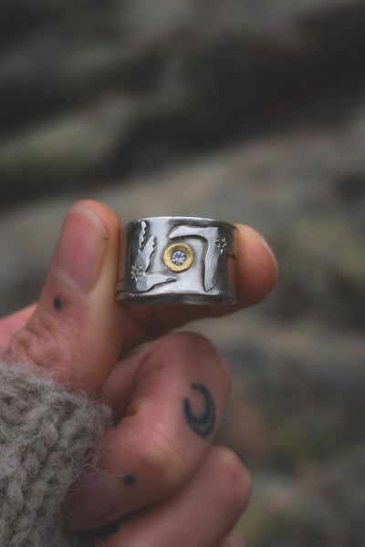 Migration Ring 2.0 - Sapphire & Diamonds