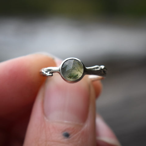 Aspen Twig Ring - Moss Agate