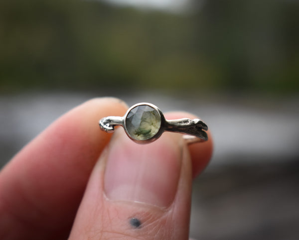 Aspen Twig Ring - Moss Agate