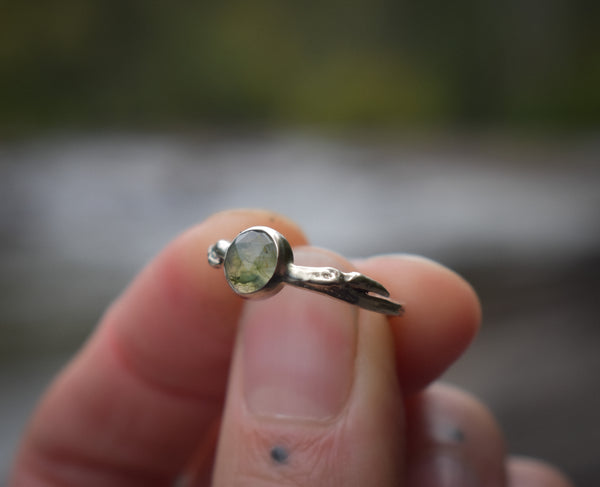 Aspen Twig Ring - Moss Agate