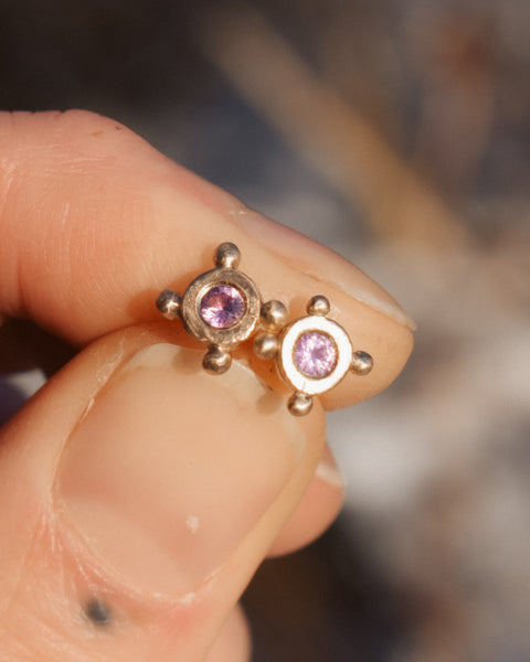 Unicorn Posts - Winza Sapphires & Solid Gold