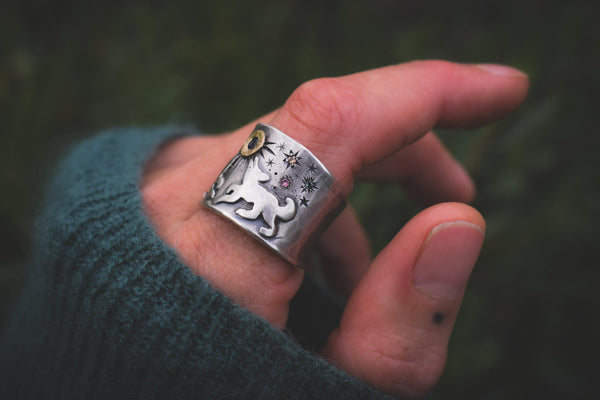 La Loba Ring 2.0 - Iolite, Sapphires, and Zircons - Size 7.5