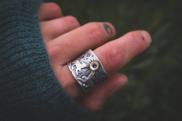 La Loba Ring 2.0 - Iolite, Sapphires, and Zircons - Size 7.5